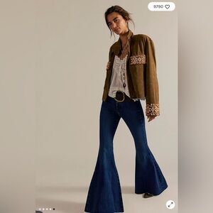 We The Free Extreme Flare Lace-Up Back Dark Denim Stretch Jeans Size 31